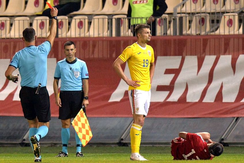 În minutul 41 al meciului amical România - Georgia, Florin Tănase (26 de ani, mijlocaș ofensiv) a fost eliminat direct.