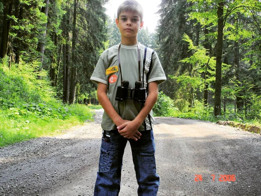 Robert Glință a postat de curând pe Instagram o poză cu el din 2006, pe când abia începuse înotul Robert Glință se destăinuie » Secretele primului campion european din istoria înotului masculin românesc și planurile pentru Tokyo: „Toată viața mea am investit-o în înot!”