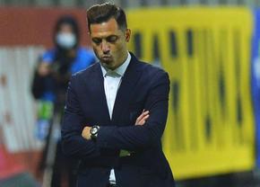 Mirel Rădoi, făcut praf: „Olăroiu e în tribună, iar pe bancă marionete! Îl aduce pe Tănase, să zică nașul că ia 86 de milioane pe el”