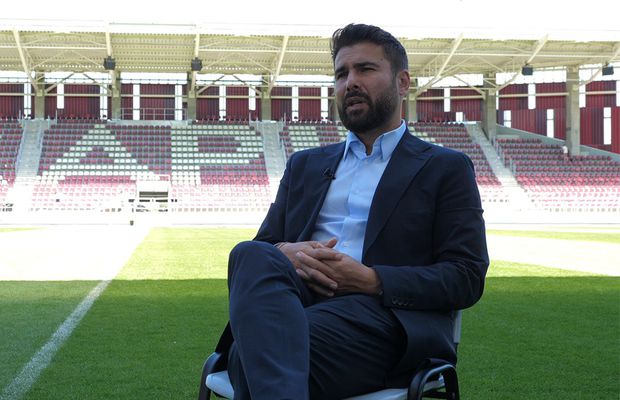 Adrian Mutu: „Cariera de jucător mă ajută! M-am lovit cu capul de zid și am revenit mereu mai puternic. Asta le transmit și băieților”