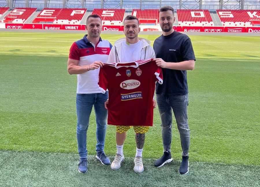 Cosmin Matei, prezentat la Sepsi Cosmin Matei, primul care a scăpat din „haită” » A fost prezentat oficial la un club din Liga 1