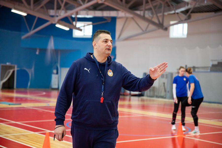 Florentin Pera Salariu de 6.000 de euro lunar pentru înlocuitorul lui Adi Vasile » Când au loc negocierile decisive