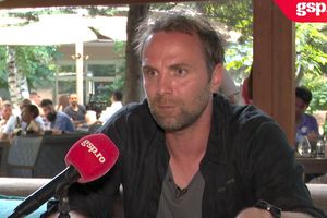 Novak Martinovici, din Belgrad, despre Steaua Roșie – FCSB: „Aici se vorbește doar despre Steaua București!” » Pe cine susține: „Sufletește, aș spune X, dar mă scuzați!”