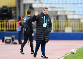 Nicolo Napoli și-a luat „la revedere” de la ultrașii Craiovei, care i-au scandat numele: cu zâmbetul pe buze + N-a vrut să scoată echipa de pe teren!