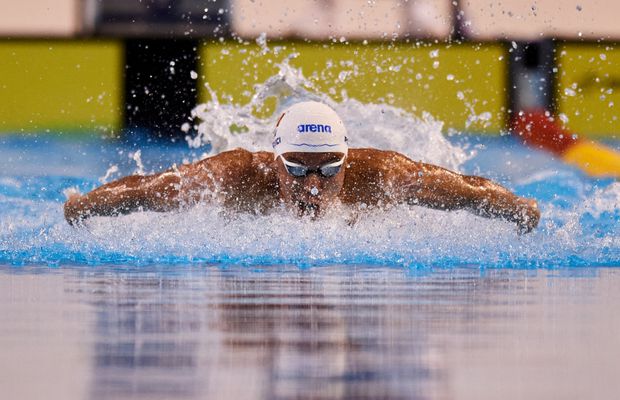 Pas cu pas spre Mondiale » David Popovici: „Întotdeauna îmi place să concurez”