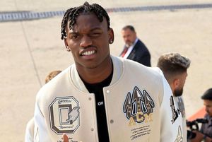 Rafael Leao de 10 » Milan îi mărește de cinci ori salariul și îi dă număr pe care nu l-a avut niciodată