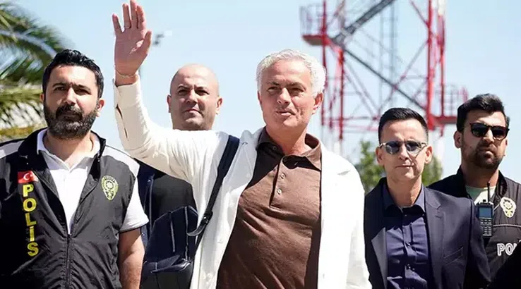 Sosirea lui Mourinho la Istanbul / foto: Instagram Fenerbahce