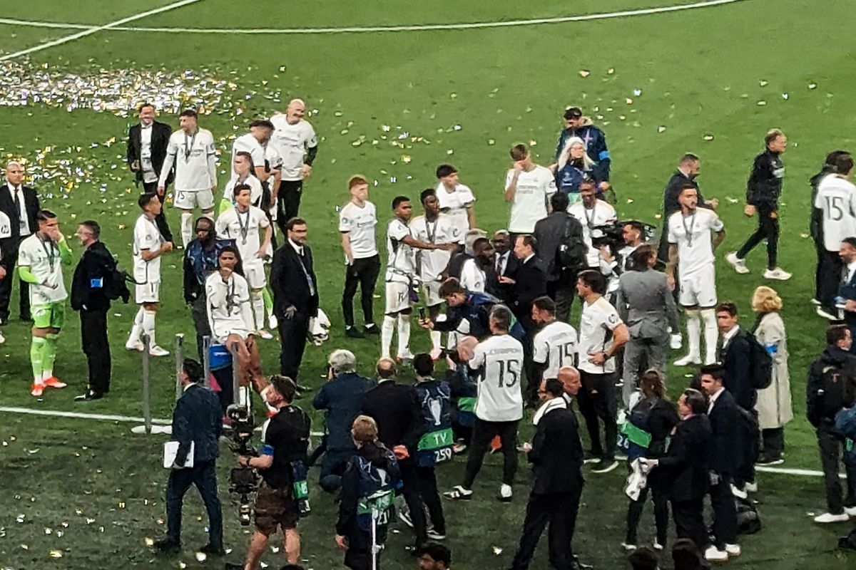 Ce s-a întâmplat pe gazon imediat după finala Ligii Campionilor » Conflictul izbucnit la final, nu s-au putut opune
