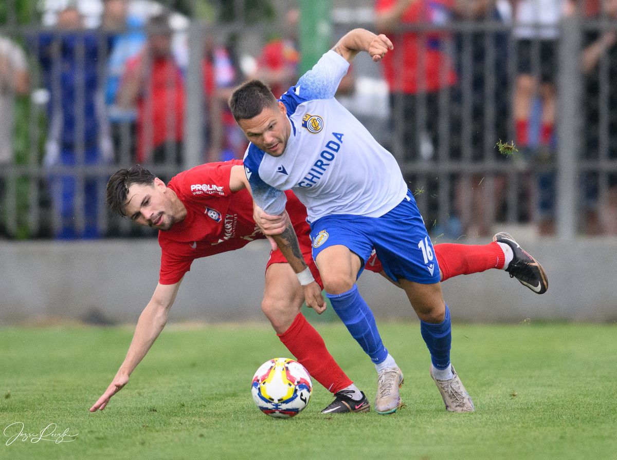 Imagini de la Ghiroda şi Giarmata Vii - FC Bihor Oradea / FOTO: Leczki Józsi