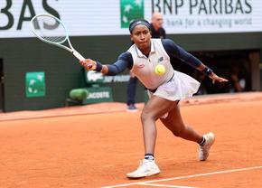 Coco Gauff, calificată în „sferturi” la Roland Garros: „Jucăm pentru bani mulți, sunt oameni cu slujbe dure care câștigă mult mai puțin”