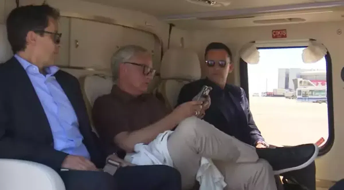 Sosirea și prezentarea lui Mourinho drept noul antrenor al lui Fenerbahce