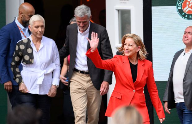 Chris Evert despre experiența sa la Roland Garros: „Publicul francez nu era interesat de tenisul feminin. Atenția era îndreptată spre Năstase, Borg și Connors” + care sunt favoriții la câștigarea trofeului în acest an