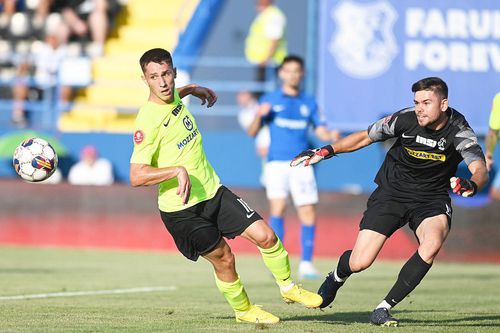 EXCLUSIV A retrogradat cu Iașiul, dar poate continua în Superliga și să se lupte la play-off! Dinamo și U Cluj îl au în vizor