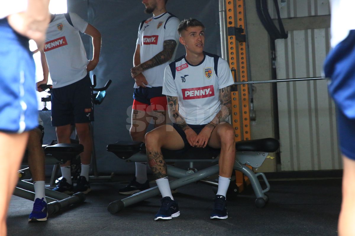 Soțul Teodorei Meluță, „inamicul” nr. 1 în cantonament » Ce regim zilnic trebuie să îndure fotbaliștii lui Daniel Pancu înainte de Campionatul European