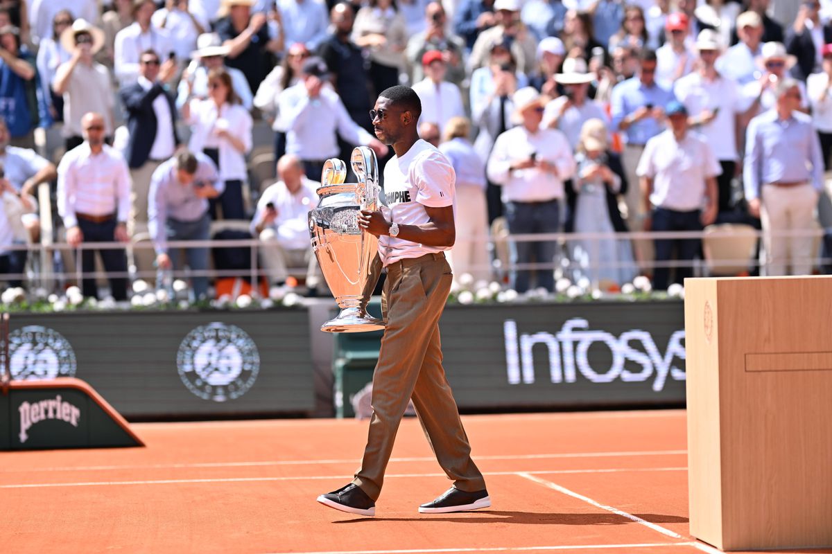 Miss Franța, în tribune la Roland Garros » Și Ion Țiriac a fost prezent! Au aplaudat în picioare surpriza lui Ousmane Dembele