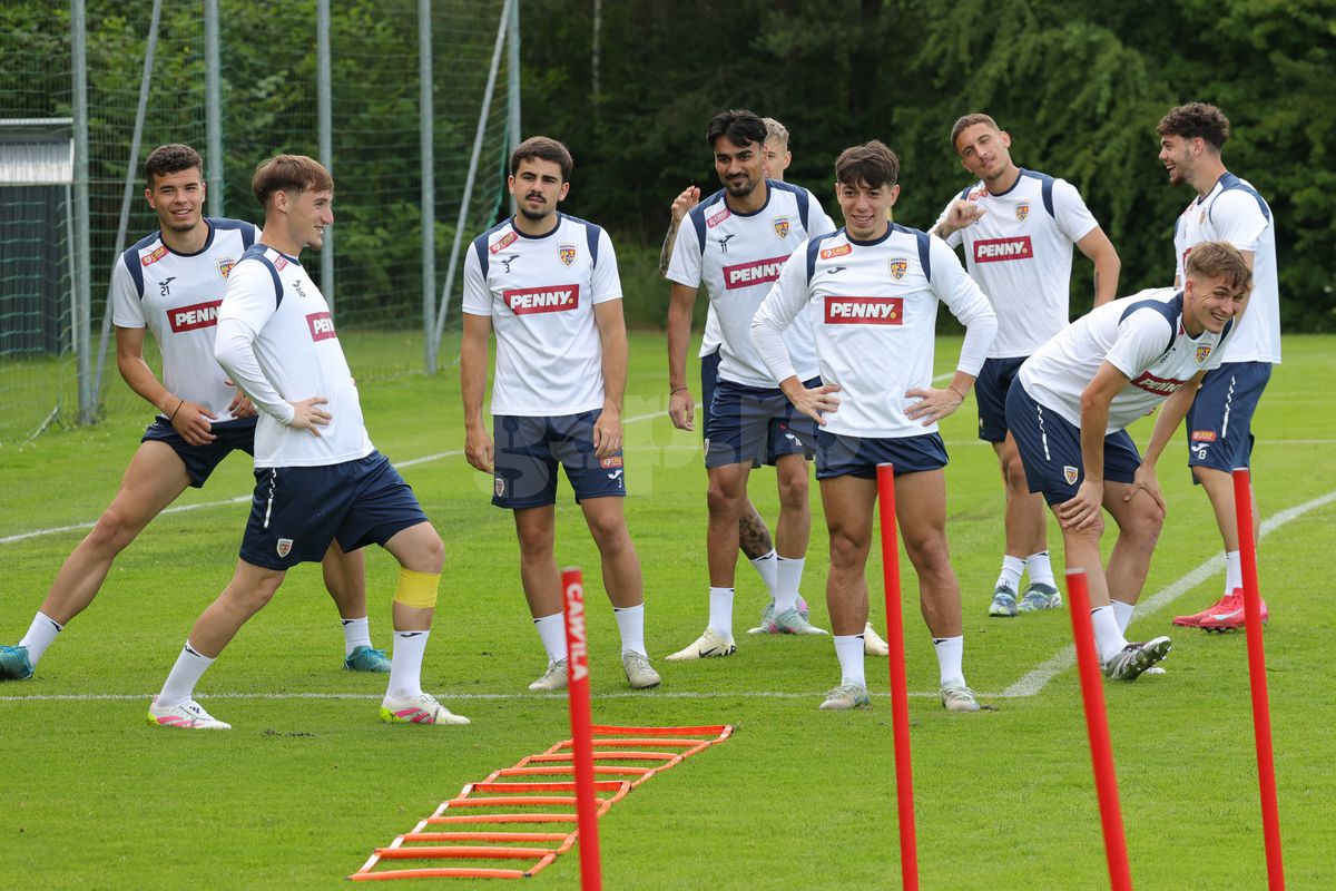 Dialogul zilei în cantonamentul naționalei U21 » Schimb savuros de replici Pancu - Ianis Stoica: „Tu ești tare în gură”