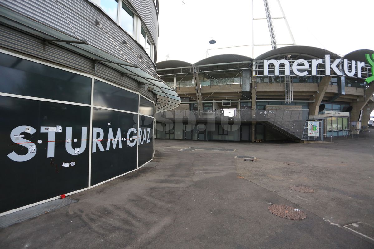 S-a schimbat România, s-a schimbat lumea! Am intrat pe ultimul stadion pe care Dinamo a câștigat „afară" în grupele cupelor europene » Incredibil cum arată peluza!