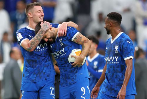 Veste-bombă! Manchester United intră la negocieri cu atacantul care a marcat 28 de goluri în acest sezon