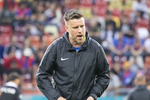 VIDEO EXCLUSIV Pintilii, uluit de fotbalistul de la FCSB: „Mamă, de unde a apărut?! La început era pe lângă, nu se întâlnea cu mingea...”
