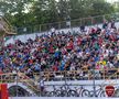 Peste 10Peste 10.000 de spectatori în tribune la Gloria Bistrița - Râmnicu Vâlcea / FOTO: Facebook @Gloria Bistrița.000 de spectatori în tribune la Gloria Bistrița - Râmnicu Vâlcea / FOTO: Facebook @Gloria Bistrița