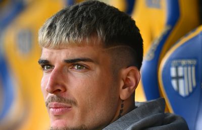 Veste-BOMBĂ! Valentin Mihăilă pleacă de la Parma: „Avem o problemă”