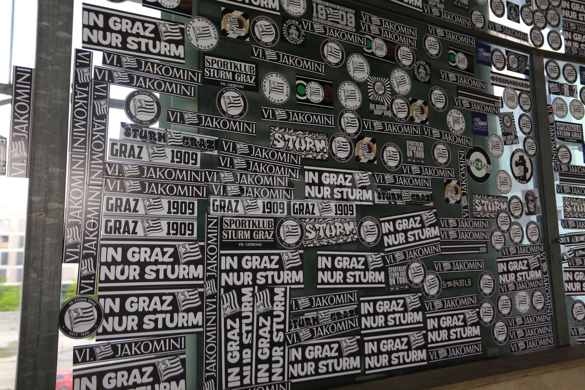 S-a schimbat România, s-a schimbat lumea! Am intrat pe ultimul stadion pe care Dinamo a câștigat „afară" în grupele cupelor europene » Incredibil cum arată peluza!