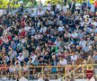 Imaginile ignorate din week-end »10.000 de oameni în tribune la meciul netelevizat din România