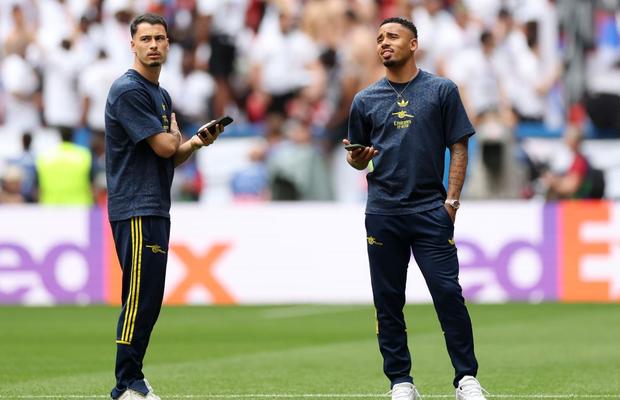 Revoluție la Arsenal! Arteta vrea două staruri și e gata să renunțe la 8 jucători