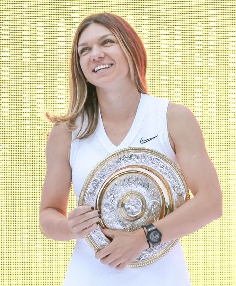 Simona Halep, purtând unul dintre ceasurile Hublot // foto: Instagram @ simonahalep