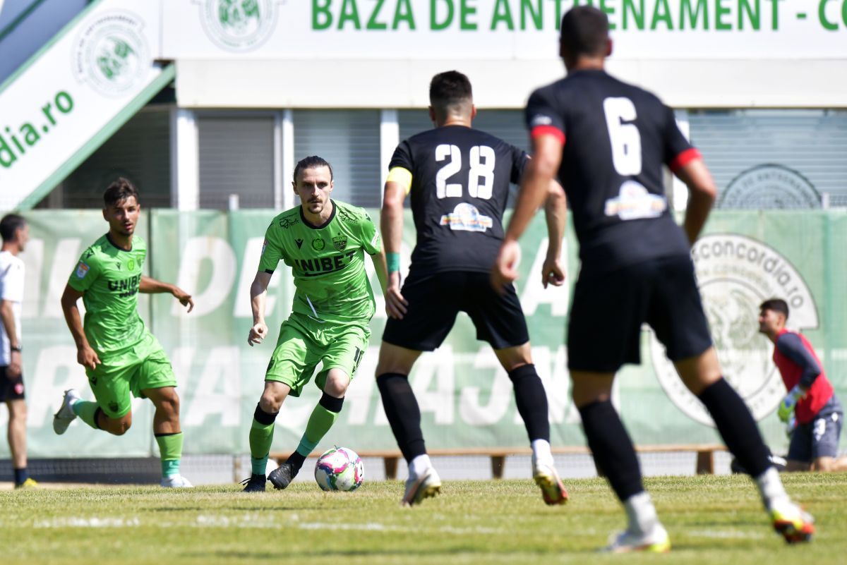 Ianis Zicu luptă cu Dinamo pentru promovare, dar îi vrea pe „câini” în Liga 1: „Fotbalul românesc are nevoie de o asemenea echipă”