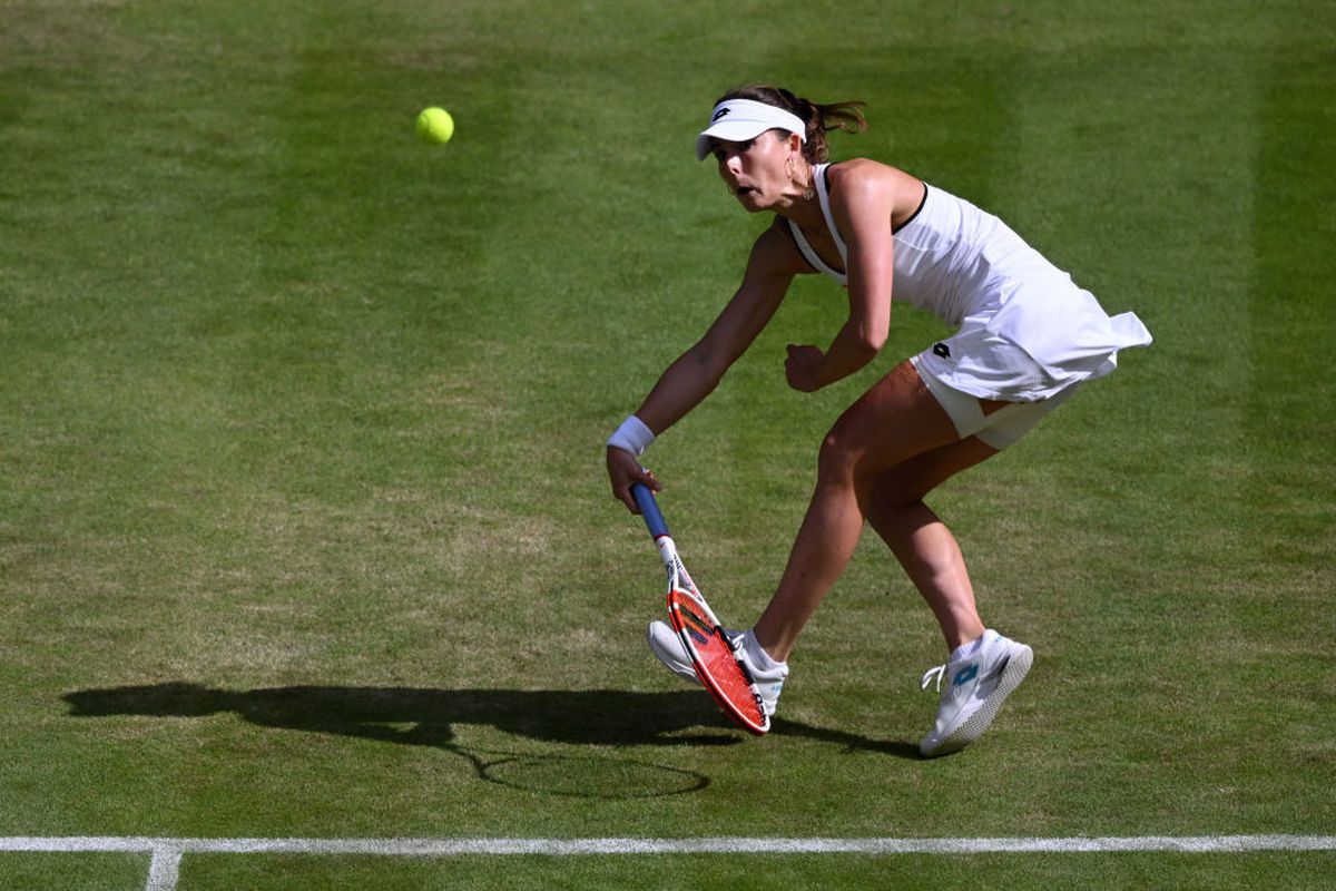 Surpriza anului în tenisul mondial: Iga Swiatek, învinsă după 37 de victorii consecutive! Halep, noua mare favorită de la Wimbledon