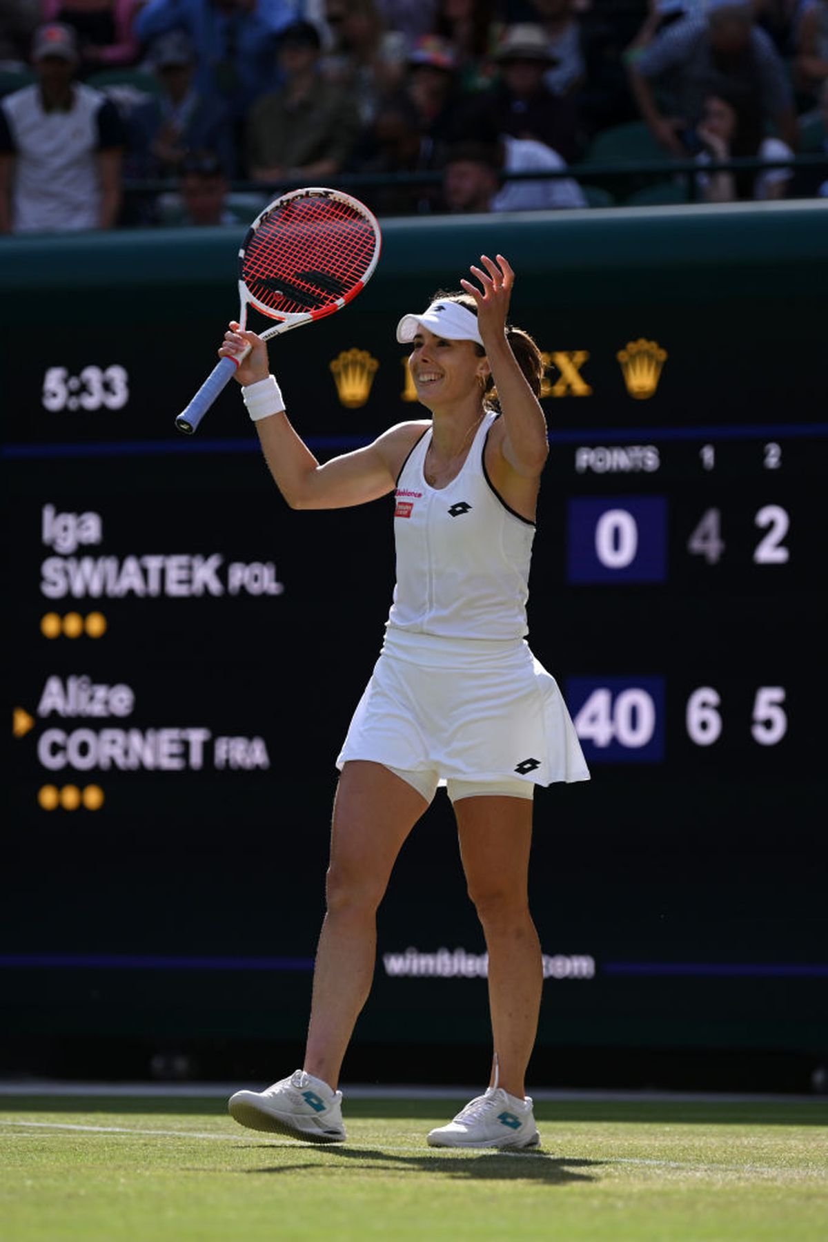 Surpriza anului în tenisul mondial: Iga Swiatek, învinsă după 37 de victorii consecutive! Halep, noua mare favorită de la Wimbledon