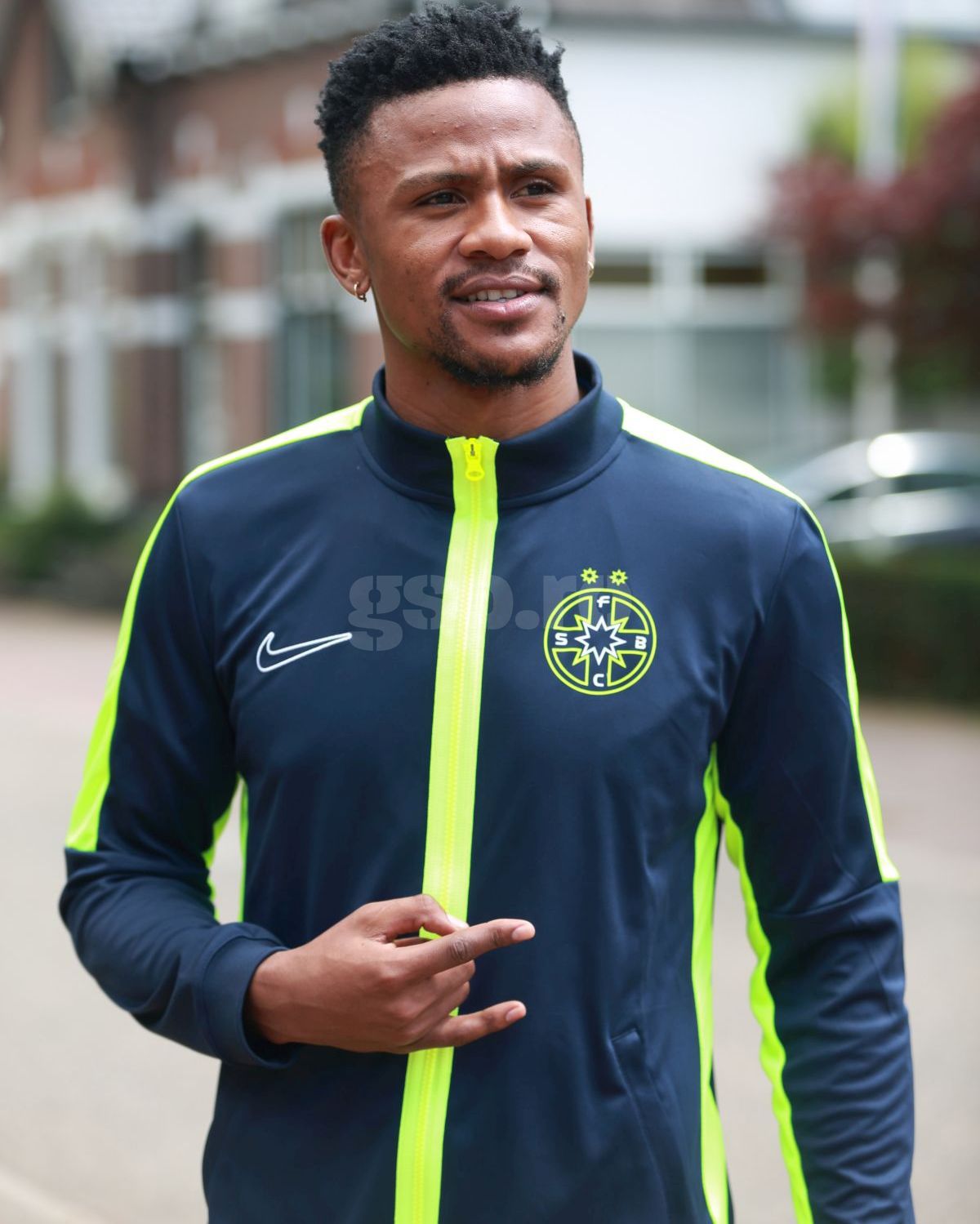 Siyabonga Ngezana, prima conferință la FCSB