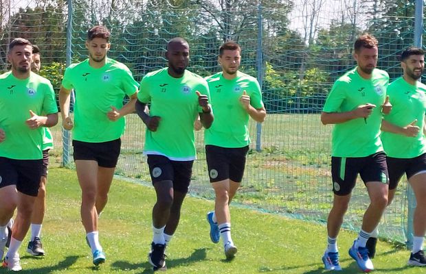 Au transferat PATRU jucători din SuperLigă și au pus antrenor nou pentru a ataca promovarea