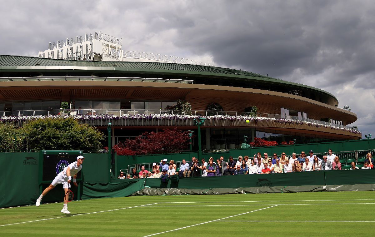 Start la Wimbledon » Reperele zilei: singura jucătoare din România care evoluează azi, cel mai așteptat meci + Djokovic deschide turneul, conform tradiției