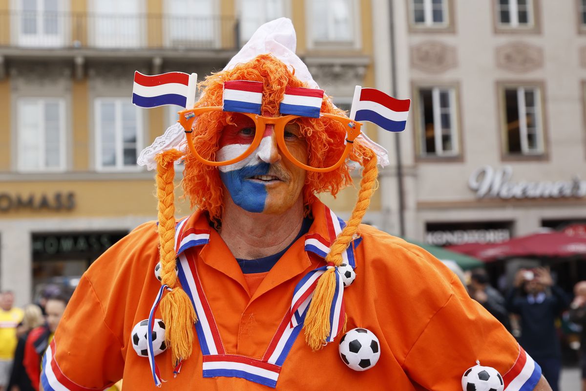 Zidul Galben nu se sperie de „Portocala Mecanică” » Mesajul prin care „tricolorii” i-au provocat pe olandezii din tribune