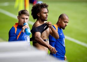 Atacantul Olandei, aproape de un transfer spectaculos: „Va pleca 99%” » Manchester United și AC Milan se bat pentru semnătura lui