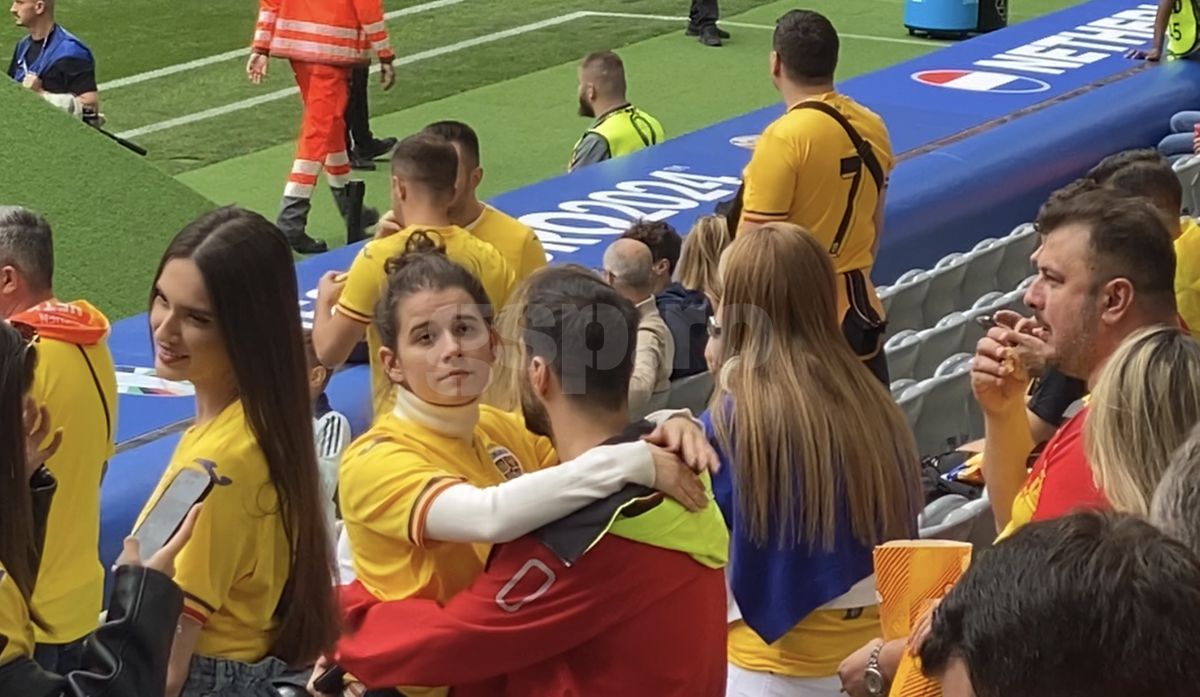 Love is in the air: Kira Hagi, surprinsă în brațele iubitului ei  » Scene romantice în tribunele Allianz Arena