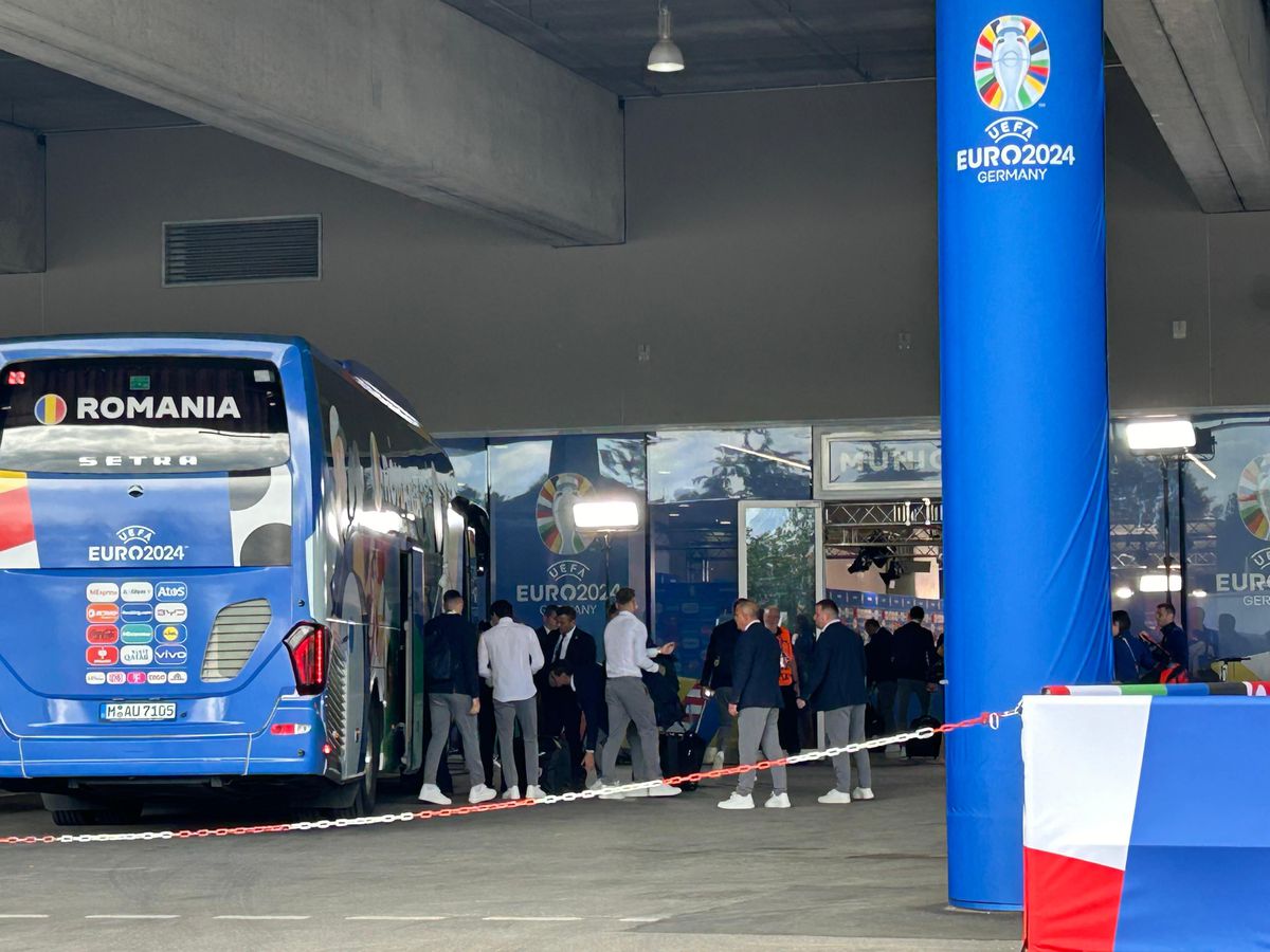 Marica și Raț, contrariați de imaginile cu Edi Iordănescu de la sosirea la Allianz Arena: „Doar n-a venit din barcă!” » Ce s-a petrecut la coborârea din autocar