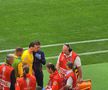 Titularul României, comoționat și schimbat în prima repriză cu Olanda » Nu s-a văzut la TV: gest nervos pe bancă