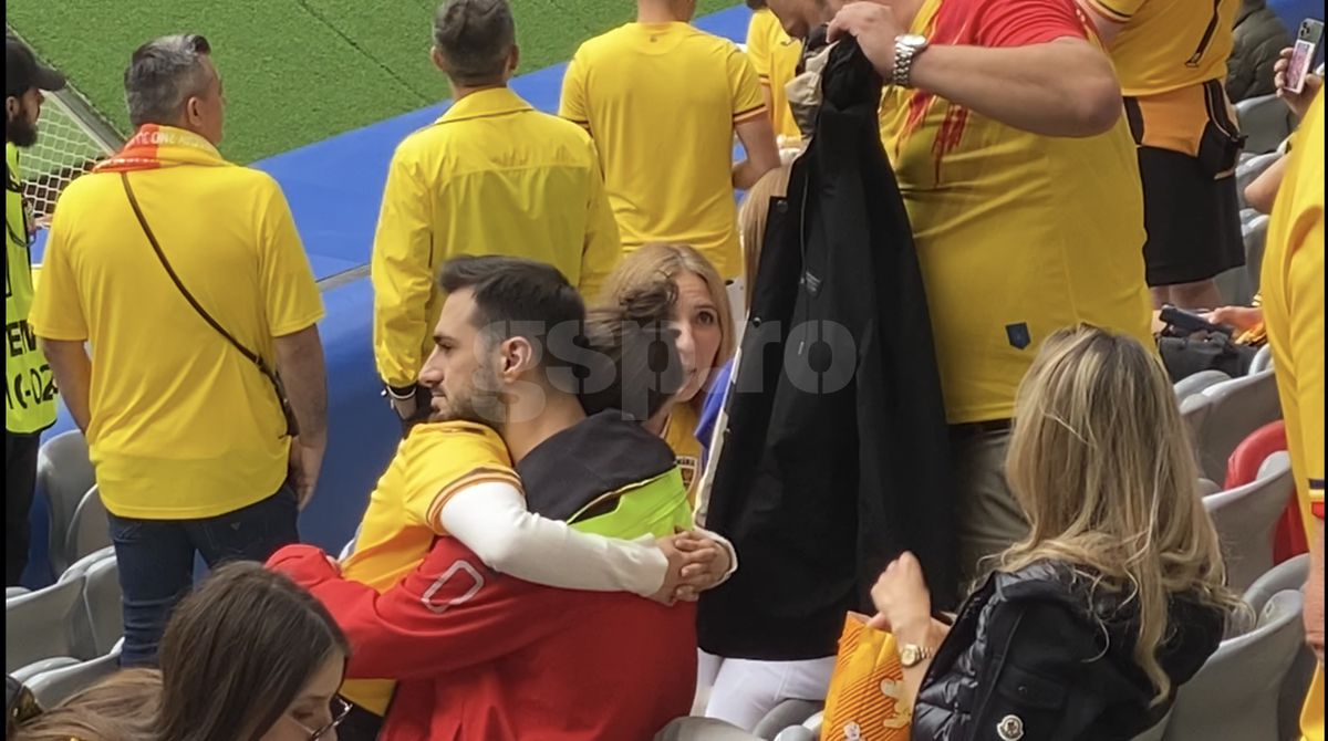 Love is in the air: Kira Hagi, surprinsă în brațele iubitului ei  » Scene romantice în tribunele Allianz Arena