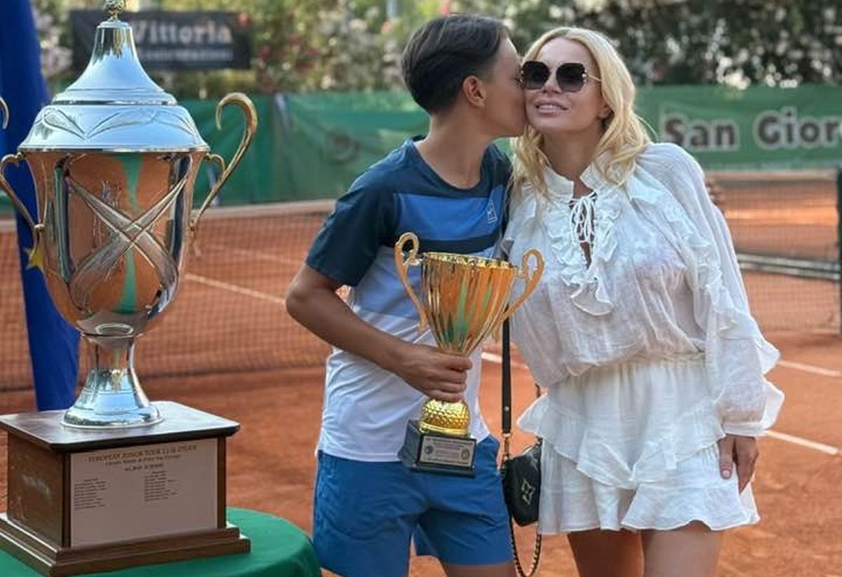 Avem viitor! William Văsîi, unul dintre protagoniștii serialului „Pasiune pură”, câștigă turneu după turneu » S-a calificat la Turneul Campionilor, care se joacă în academia lui Nadal!