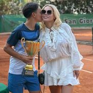 William Văsîi a avut mama alături la turneele desfășurate în Italia / Sursă foto: Facebook