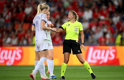 S-a încheiat prima seară de la Euro 2025 de fotbal feminin. Meci infernal pentru Alina Peșu