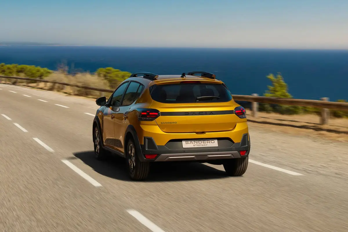 Comenzile pentru noul model Dacia Sandero Stepway au fost deschise » Care este prețul de pornire