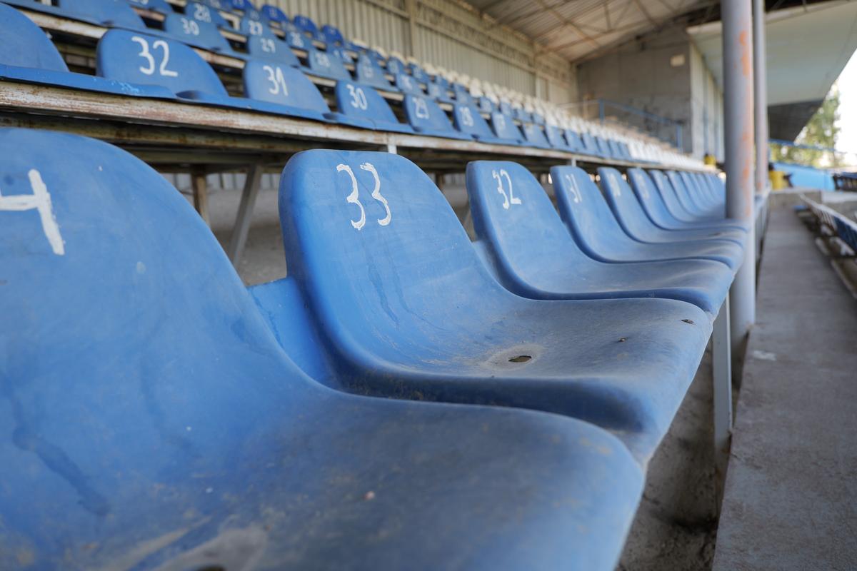 Cum arată Stadionul „Tineretului” din Urziceni // foto: Andrei Furnigă (GSP)