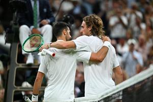 Novak Djokovic, imperial în duelul cu Tsitsipas: „Nu e în cea mai bună formă, ca atunci când era în Top 5”