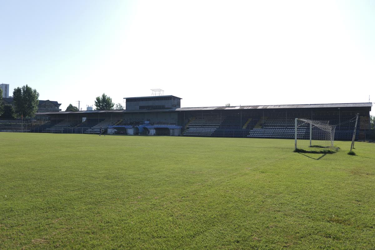 Cum arată astăzi stadionul celei mai mari surprize din istoria fotbalului românesc