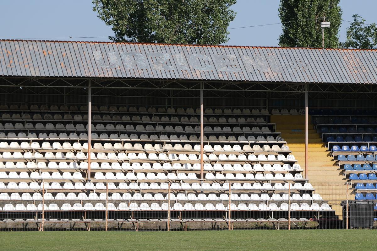 Cum arată astăzi stadionul celei mai mari surprize din istoria fotbalului românesc