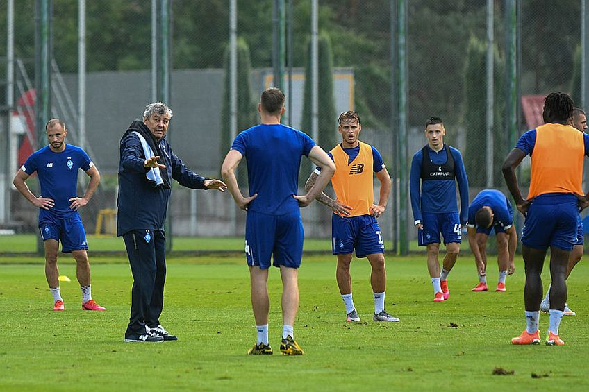 Mircea Lucescu (75 de ani) a început treaba la Dinamo Kiev, iar jucătorii echipei din Ucraina au făcut cunoștință cu metodele dure de antrenament ale tehnicianului român.